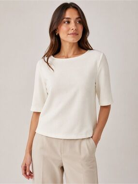 Everly White Textured Short Sleeve Knit Top